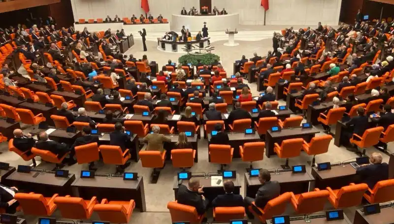 TBMM Komisyonları Yeni Yıl Çalışmalarına Devam Ediyor: Resmi Gazete'de Yeni Kararlar