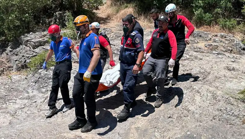 Kayalıkların Arasında Gerçekleşen Sır Ölüm: Gizem Dolu Bir Olay