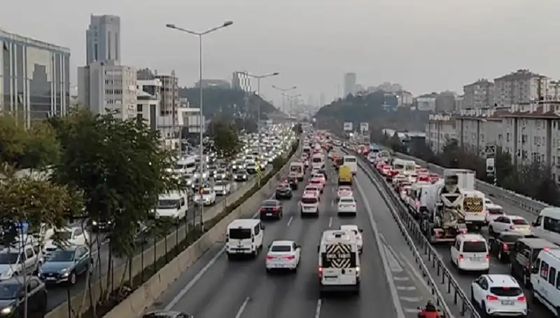 Trafik Haftası 2023: Bilinçli Sürücüler İçin Farkındalık Dönemi