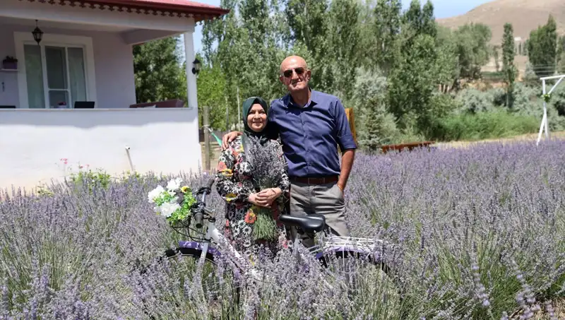 Astım Hastası Eşi İçin Gitti, Hayatı Değişti: Hasada Hazırlanıyor