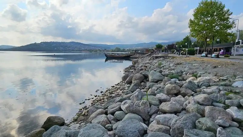 Sapanca Gölü'nde Su Seviyesinde Kaygı Verici Düşüş: Nedenleri ve Sonuçları