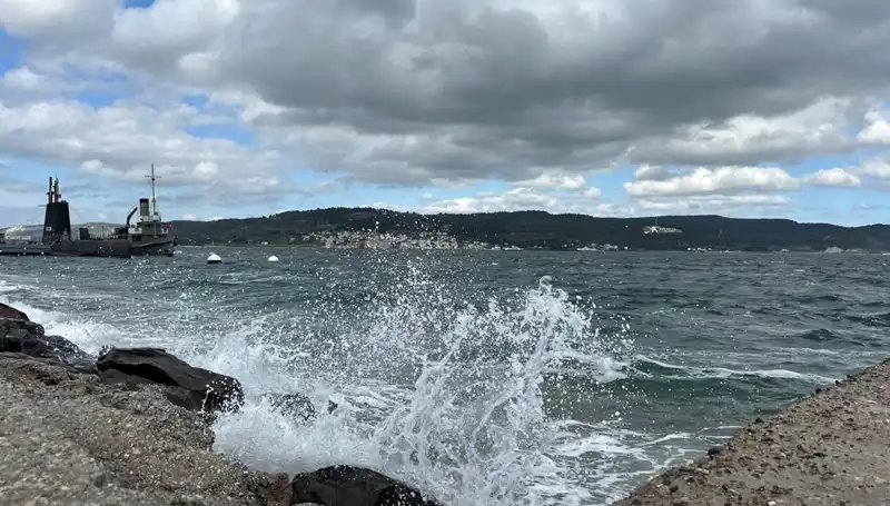 Beykoz Sahillerinde Denize Girmek Yasaklandı: Sebep ve Etkileri