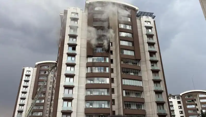 Ankara'daki 14 Katlı Bina Yangınında Hayat Mücadelesi: Detaylar Şok Edici!