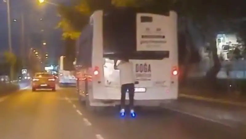 Patenle Trafikte Tehlikeli Yolculuk: Gözü Kara Gençlerin Hikayesi