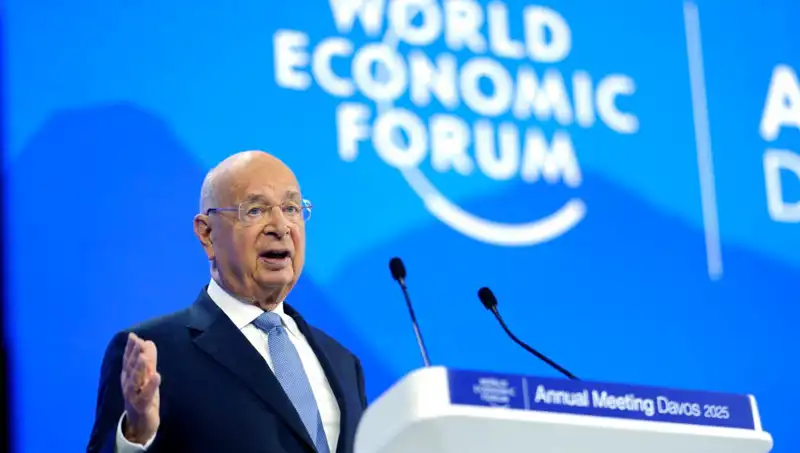 Klaus Schwab'dan Şok Geçmiş: Davos'un Kurucusu İstifa Etti!