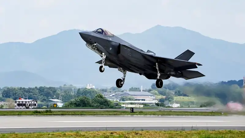 Hindistan, ABD'nin F-35 Teklifini Reddetti: Yeni Savunma Stratejileri Neleri Hedefliyor?