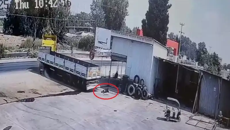 Genç Çocuk İşçiyi TIR Ezdi: İş Güvenliğinde Alarm Zamanı