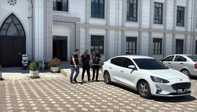 Kocaeli'de Cinayet Sarsıntısı: Katil Zanlısı Yakalandı ve Tutuklandı
