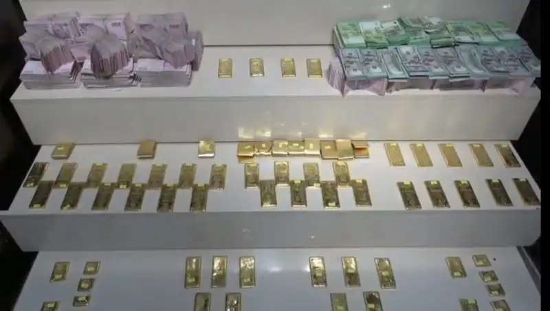 Van Havalimanı’nda Kaçak Altın ve Para Operasyonu: Şok Detaylar Ortaya Çıktı