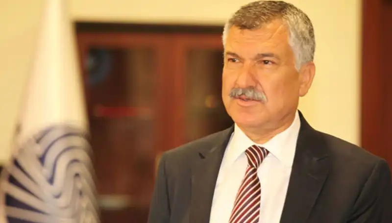 Zeydan Karalar: Adana'nın Seçkin Liderinin Hayatı ve Siyasi Yolculuğu
