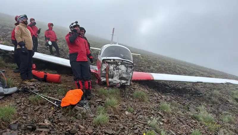 Türk Pilotun Uçak Kazasında Hayatını Kaybetmesi ve Bir Kadın Yolcunun Kurtuluşu