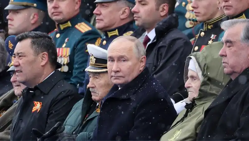 Rus Ordusu Güçleniyor: Putin'in Tarihi Askeri Çağrısı ve Son Gelişmeler