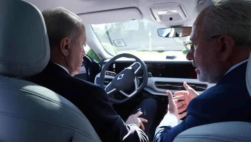 Erdoğan, Togg'un Yeni Modelini Tanıtarak Yerli Otomobil Heyecanını Yükseltti